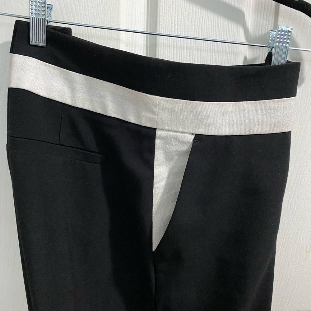 VENUS Black Dress Pants w/White Sparkly Waist & Side Pocket Detail Size 12 - Picture 2 of 4